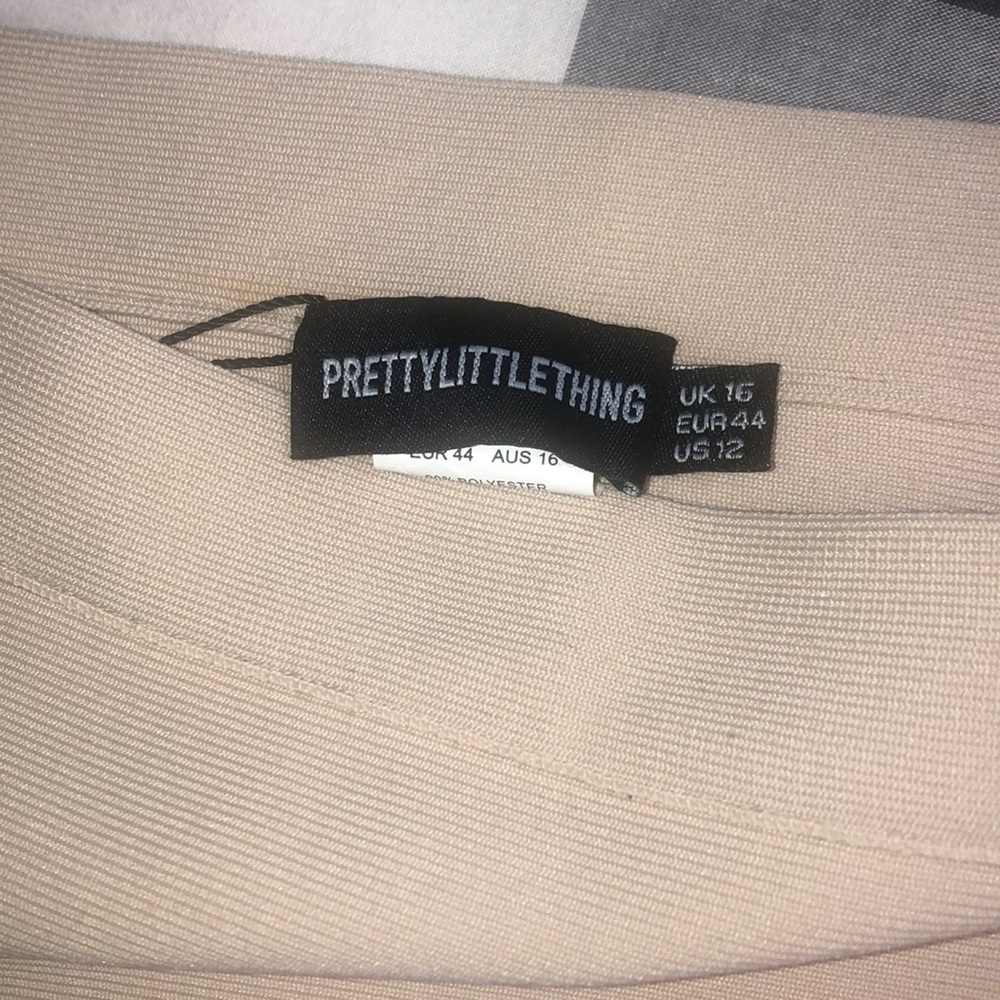 PrettyLittleThing High Rise Swim Bottom - Picture 3 of 3